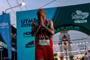 BIB: 5207
                            <button type="button" onclick="openModal(24863203)" class="btn btn-primary btn-sm float-right btn-popup" data-toggle="modal" data-target=".modal-high-quality">
                        <i class="fas fa-shopping-cart"></i> Add to Cart
                    </button>
                                            <button type="button" onclick="isThisMe(24863203, true)" class="btn btn-success btn-sm float-right btn-popup btn-isme hidden" data-toggle="tooltip" data-placement="bottom" title="นี่คือรูปของคุณใช่ไหม คลิกที่นี่เพื่อเอาเข้าอัลบั้ม">
                        <i class="fas fa-plus"></i> Add to album
                    </button>
                    <button type="button" onclick="isThisMe(24863203, false)" class="btn btn-warning btn-sm float-right btn-popup btn-isnotme hidden">
                        <i class="fas fa-ban"></i> Remove from album
                    </button>